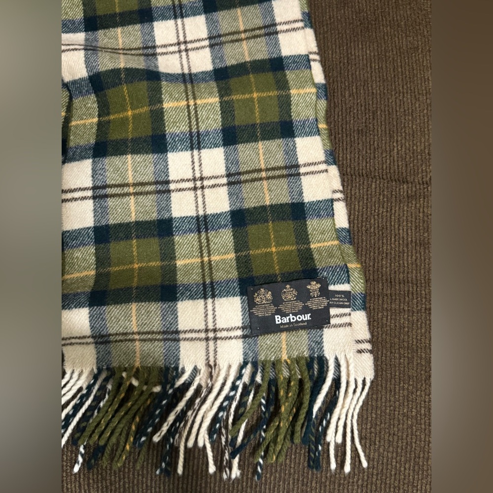 Barbour Scarf I 100% Lambswool I size: 72” x 9 1/2” I Made in Scotland